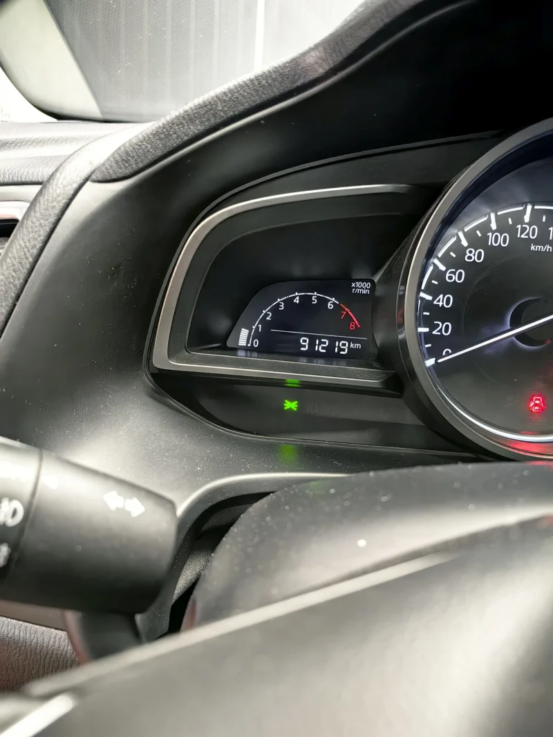 Mazda 3 SKYACTIV* SEDAN* НАВИ* ТЕМПОМАТ* BOSE* ТОП, снимка 15 - Автомобили и джипове - 51963760