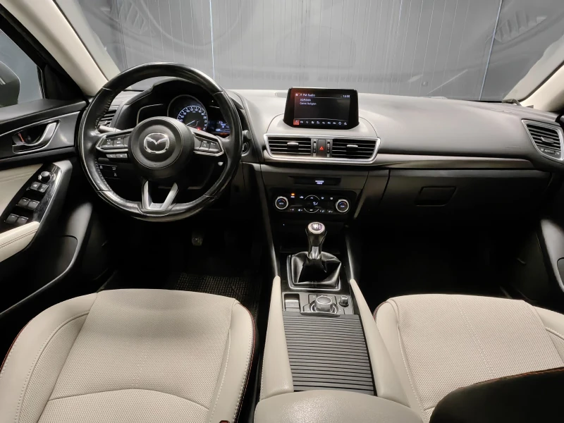 Mazda 3 SKYACTIV* SEDAN* НАВИ* ТЕМПОМАТ* BOSE* ТОП, снимка 5 - Автомобили и джипове - 51963760