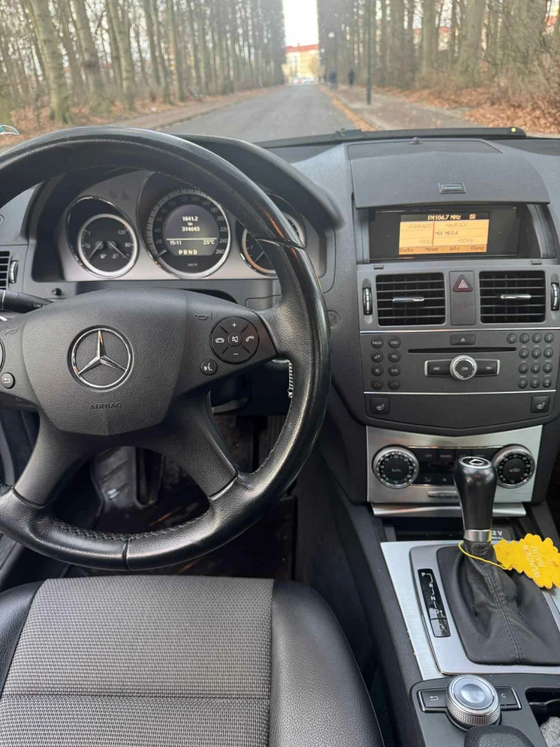 Mercedes-Benz C 180, снимка 5 - Автомобили и джипове - 53309233