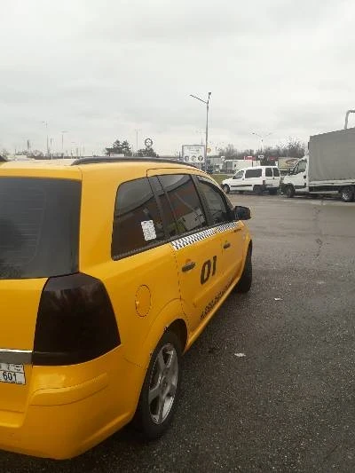 Opel Zafira, снимка 9 - Автомобили и джипове - 48602993