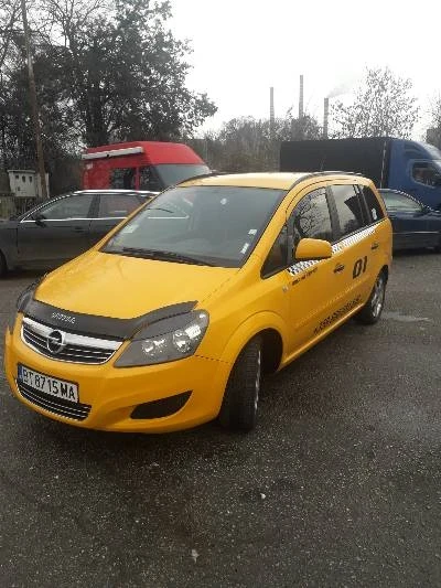 Opel Zafira, снимка 1 - Автомобили и джипове - 48602993