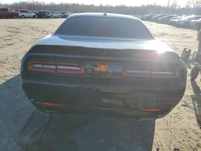 Dodge Challenger, снимка 6 - Автомобили и джипове - 48720678