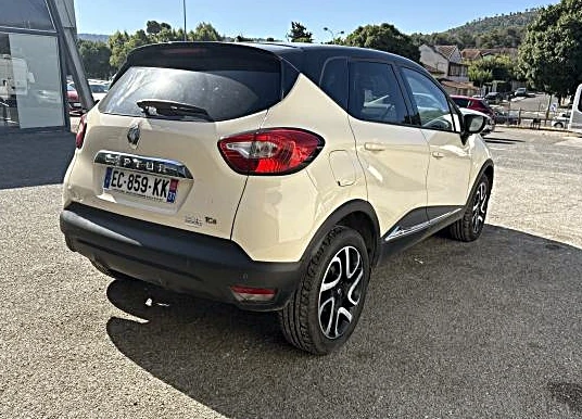 Renault Captur INTENS AUTOMATIC - изображение 5