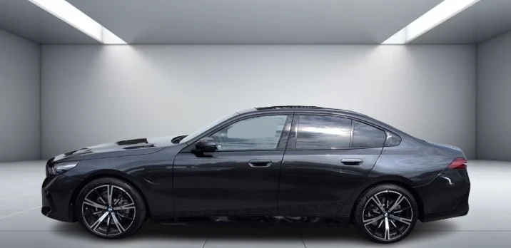 BMW 530 e = M-Sport = Shadow Line Гаранция, снимка 4 - Автомобили и джипове - 55406252