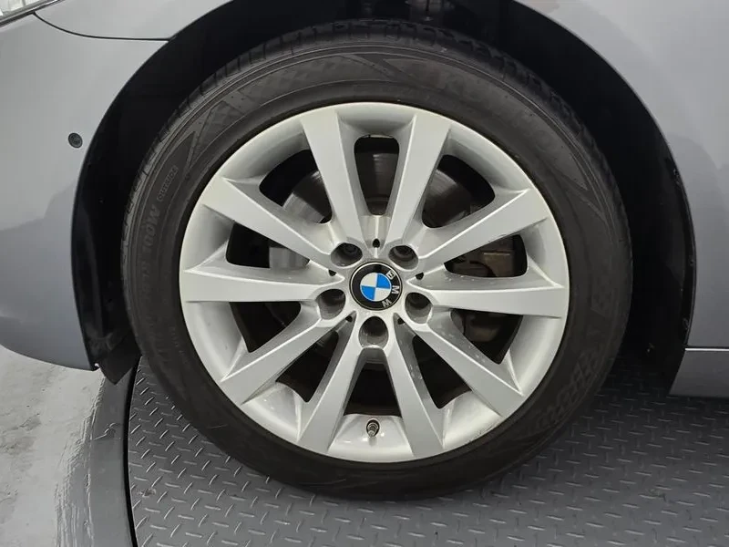 BMW 528, снимка 10 - Автомобили и джипове - 55948968