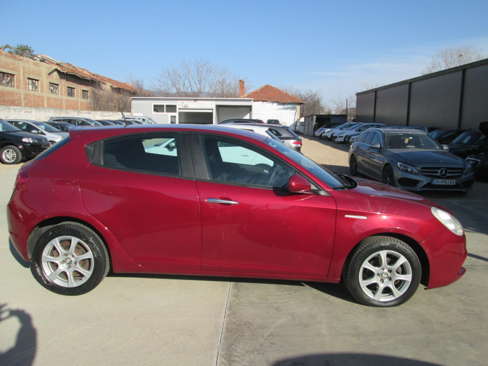 Alfa Romeo Giulietta 1.6JTD-M - изображение 4