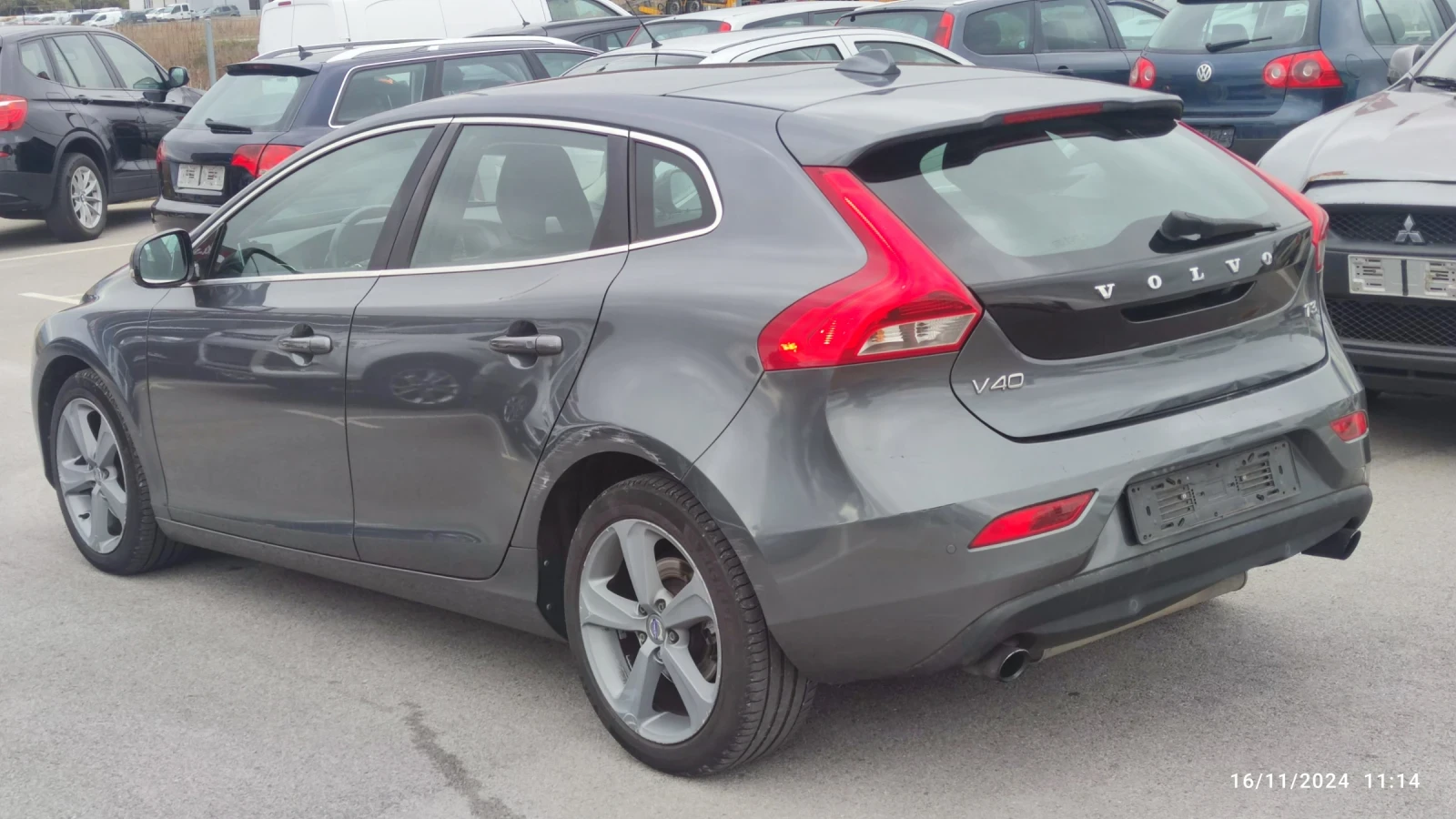 Volvo V40 1.6I  - изображение 4