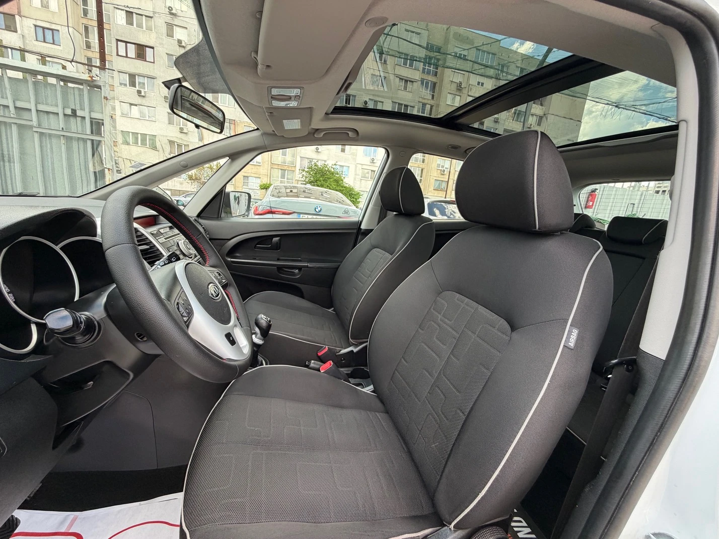 Kia Venga 1.6* CRDi* 2012�.* ��������* * *  | Mobile.bg � ����������� 13