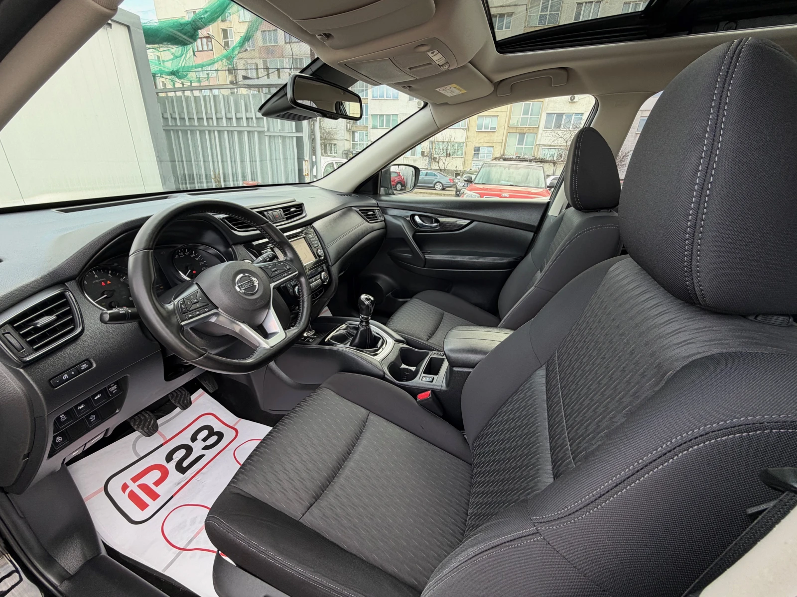 Nissan Qashqai 1.6T* ������* 163��* FACELIFT* �����* ��������* *  | Mobile.bg � ����������� 13