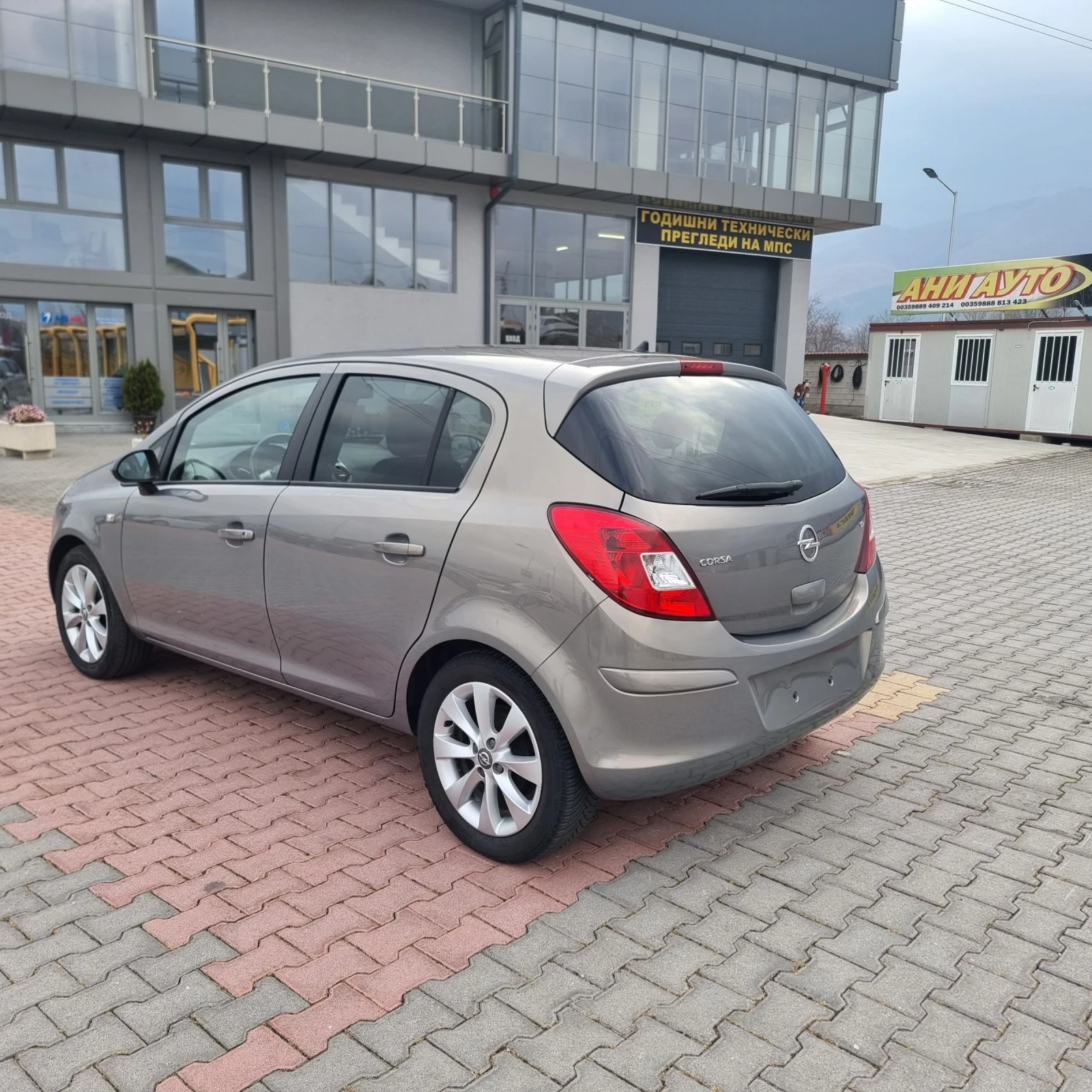 Opel Corsa 1.2 Б-Г  - изображение 3