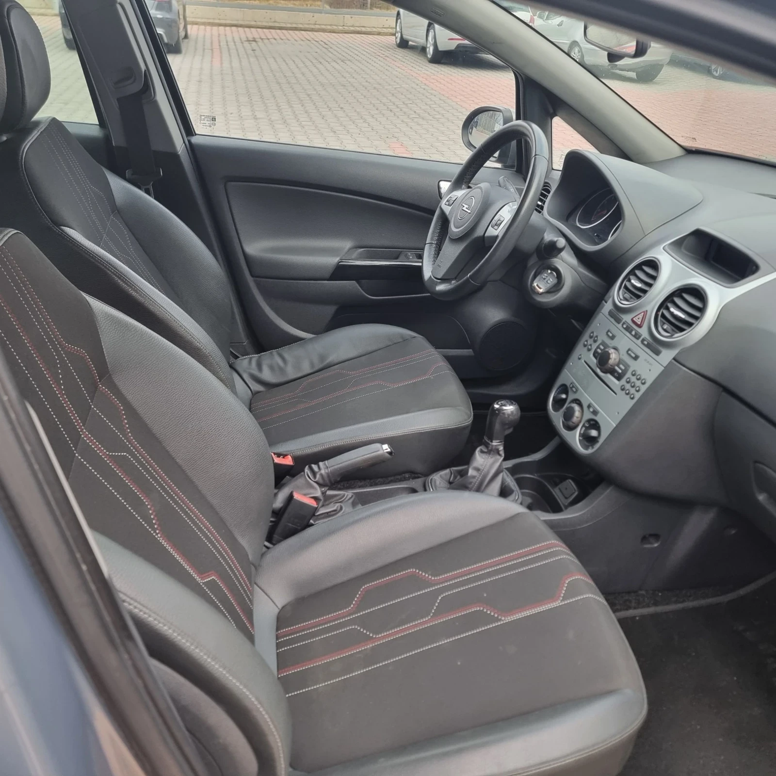 Opel Corsa 1.2 Б-Г  - изображение 10