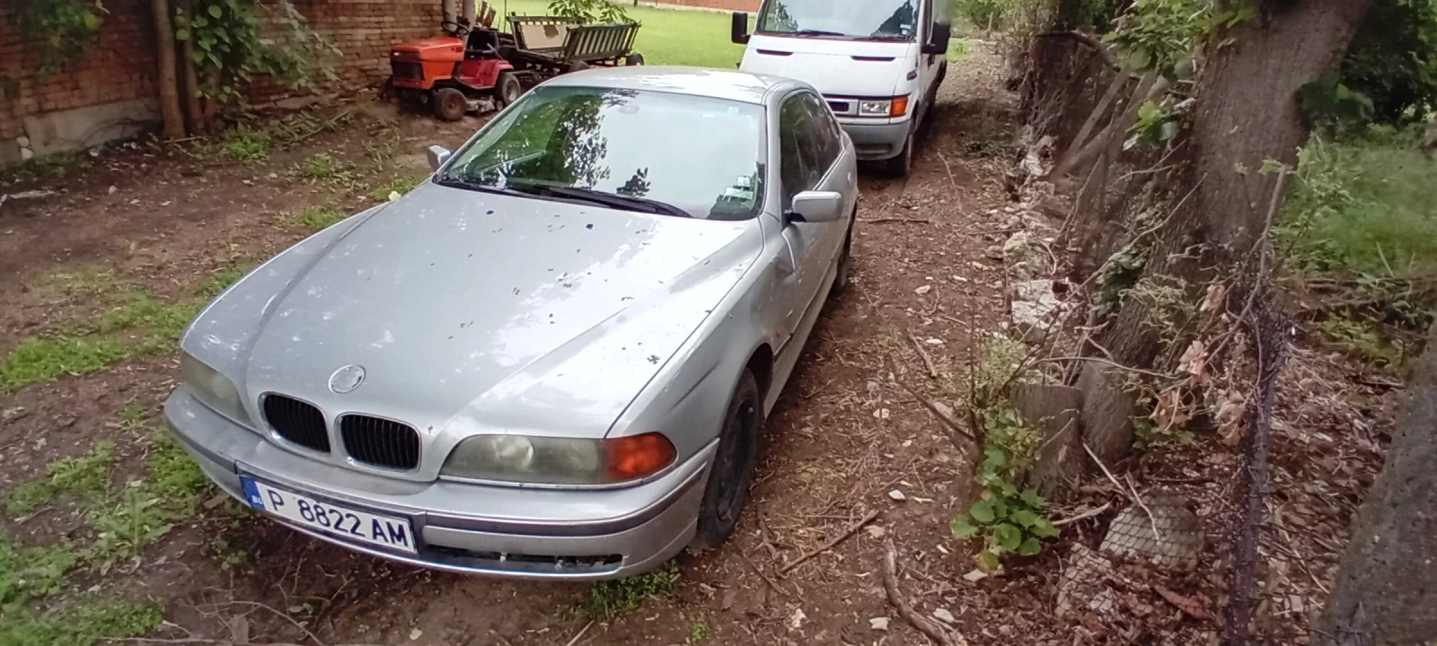 BMW 528 Седан - изображение 10