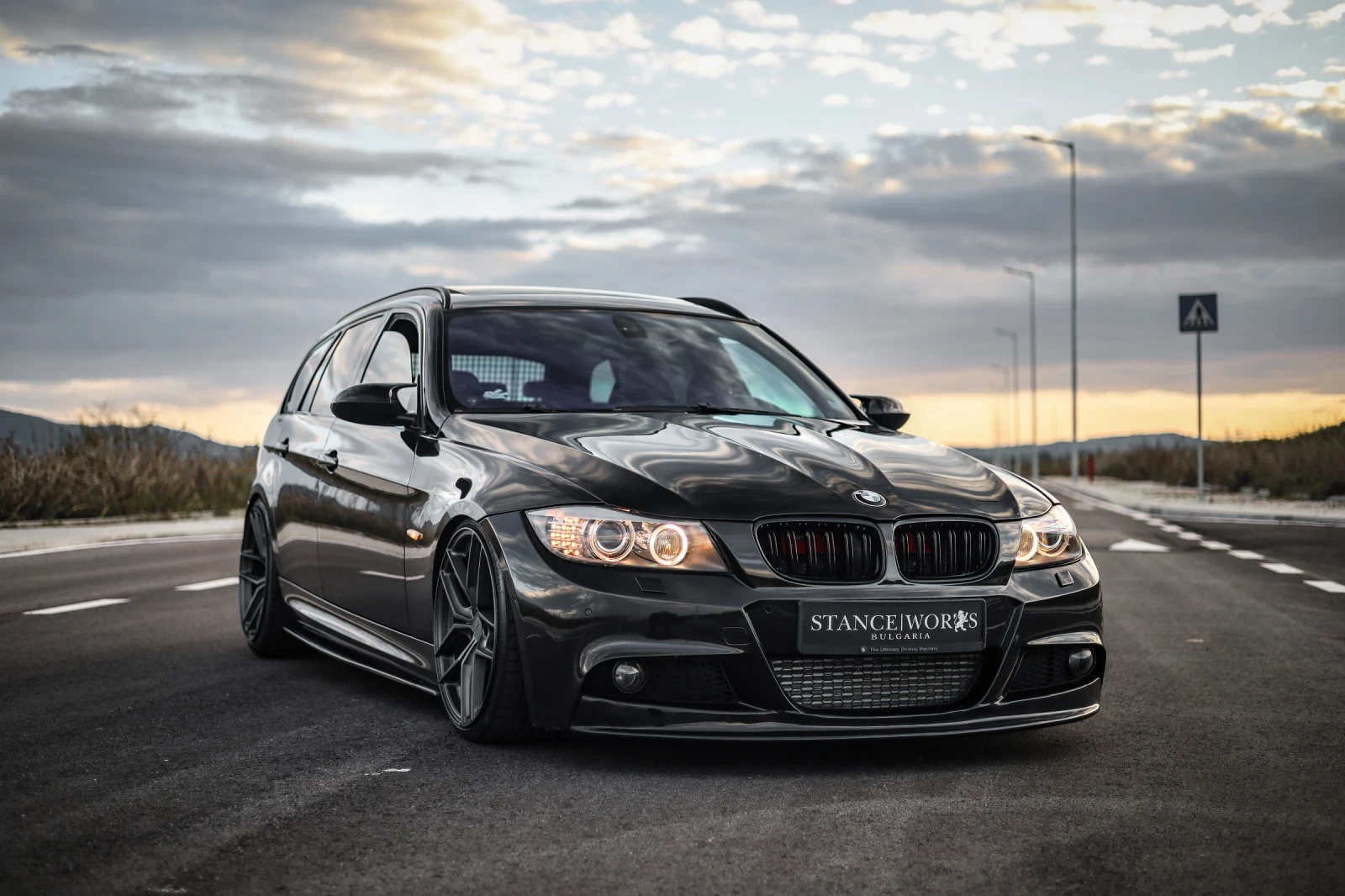 BMW 330 Touring - изображение 4
