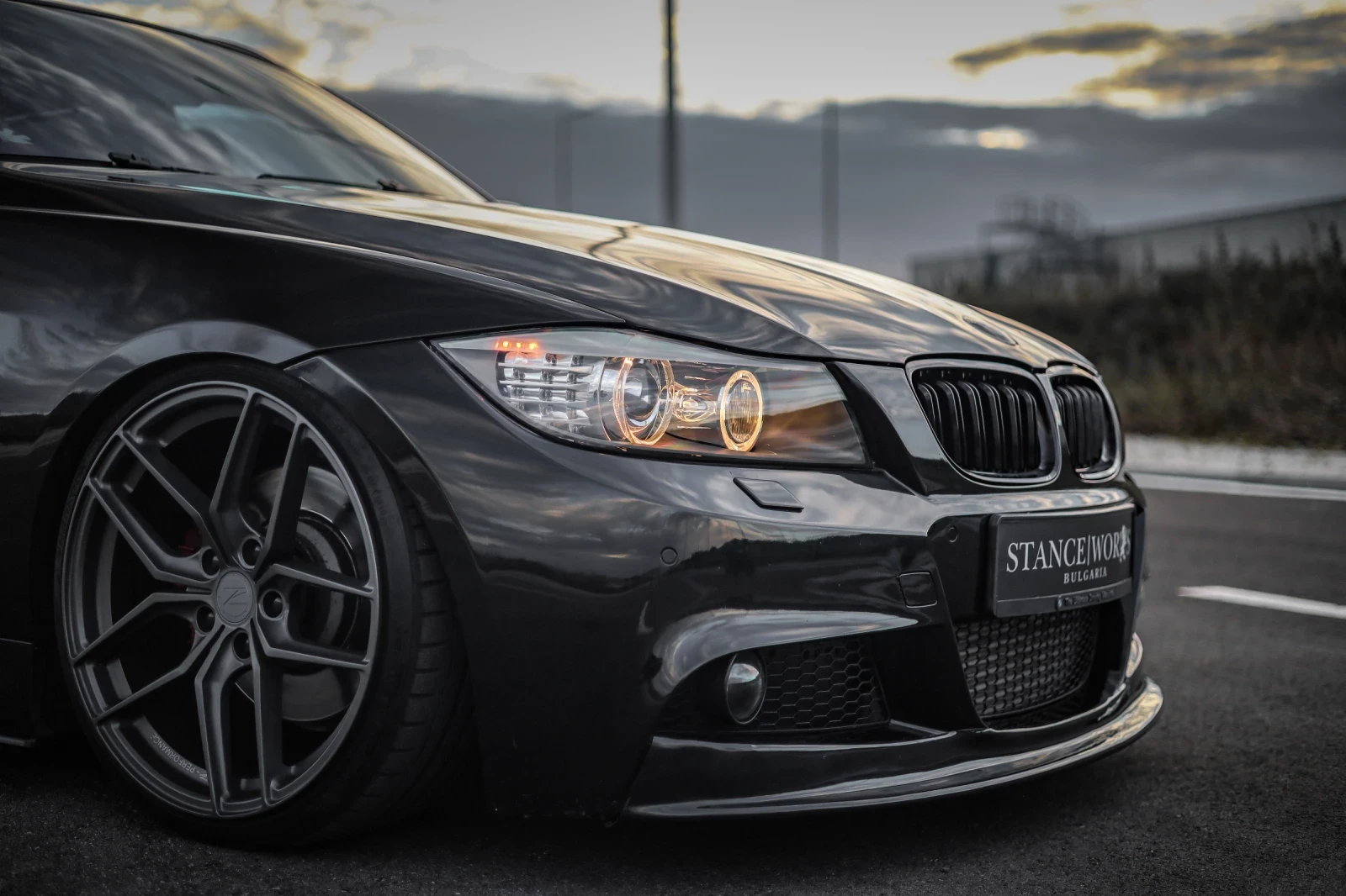 BMW 330 Touring - изображение 3