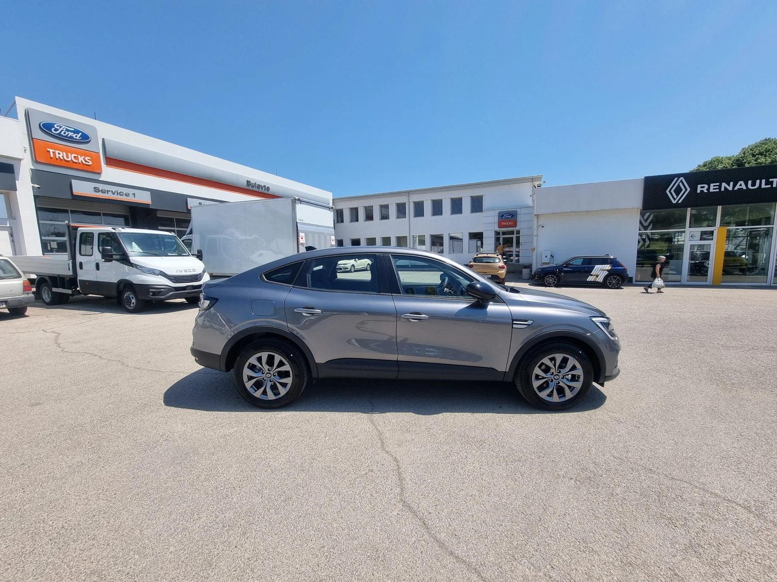Renault Arkana evolution Tce 140 EDC - изображение 4