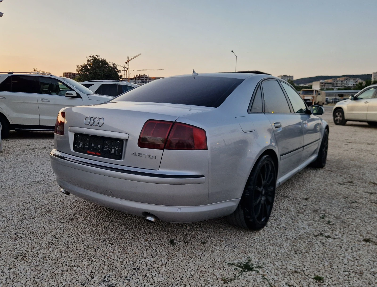 Audi A8 Регистриран /4.2 Дизел Quattro /Бартер /Лизинг  - изображение 4