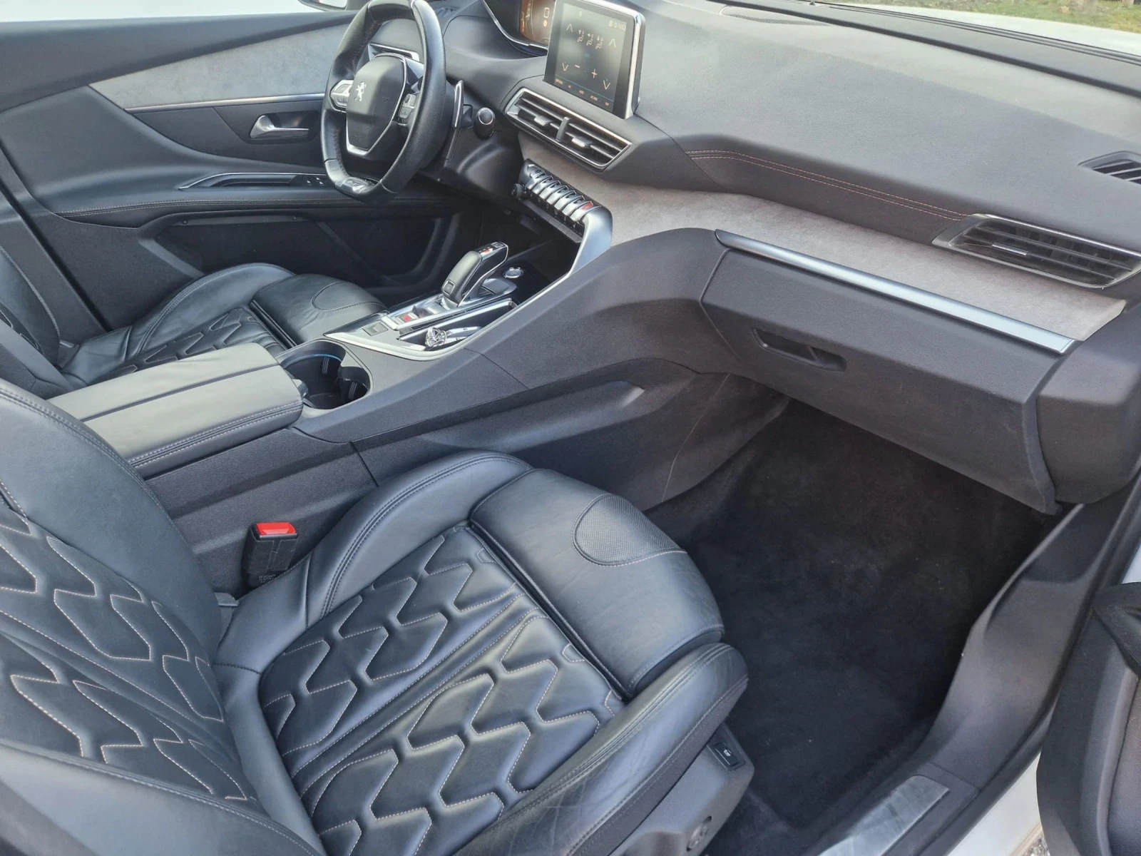 Peugeot 3008 2.0GT BLUEHDI 181 EAT6 - изображение 4