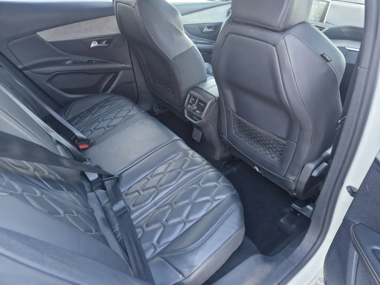 Peugeot 3008 2.0GT BLUEHDI 181 EAT6 - изображение 5