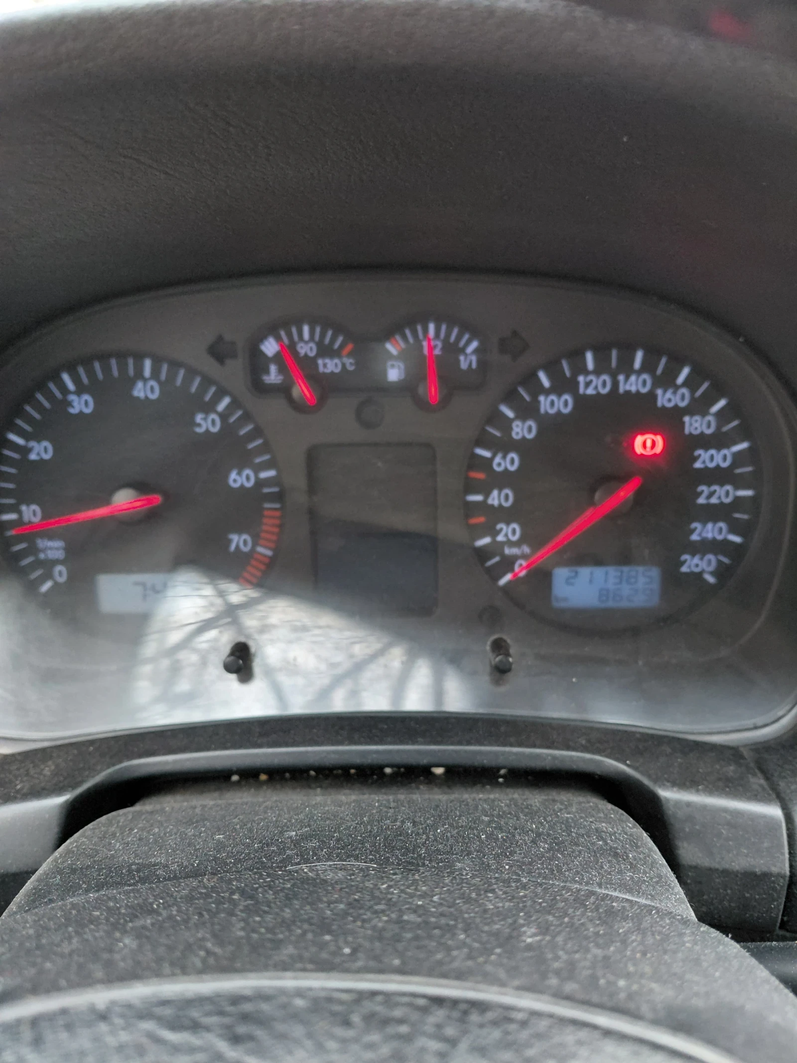 VW Golf, снимка 10 - Автомобили и джипове - 53576443