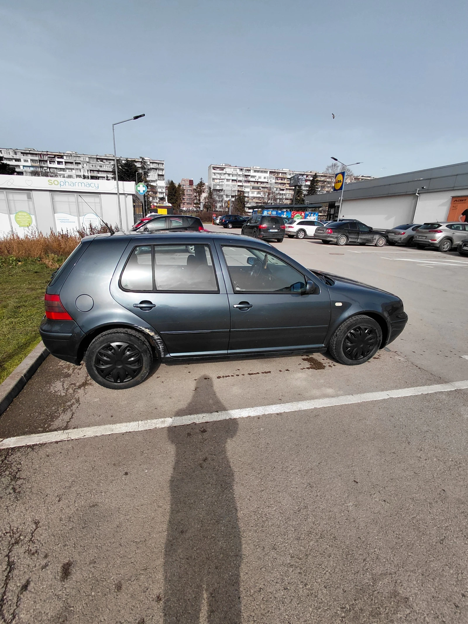 VW Golf, снимка 7 - Автомобили и джипове - 53576443