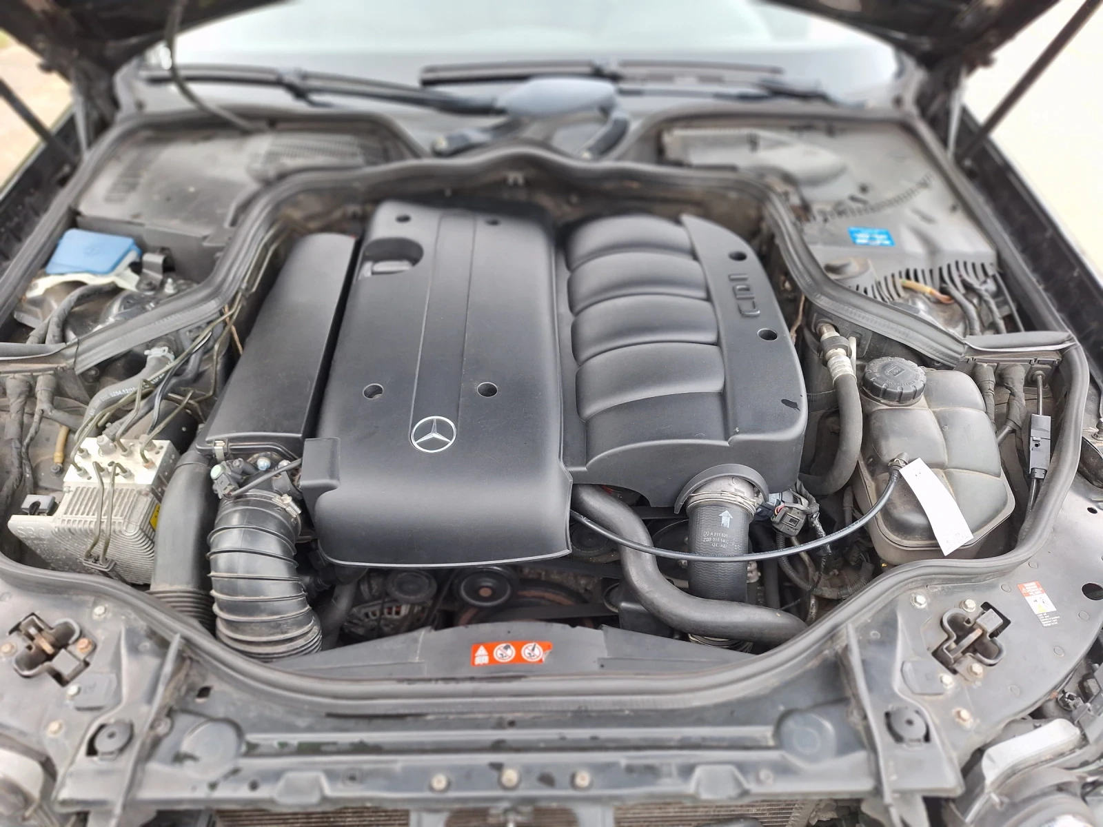 Mercedes-Benz E 220 W211 , снимка 17 - Автомобили и джипове - 53928554