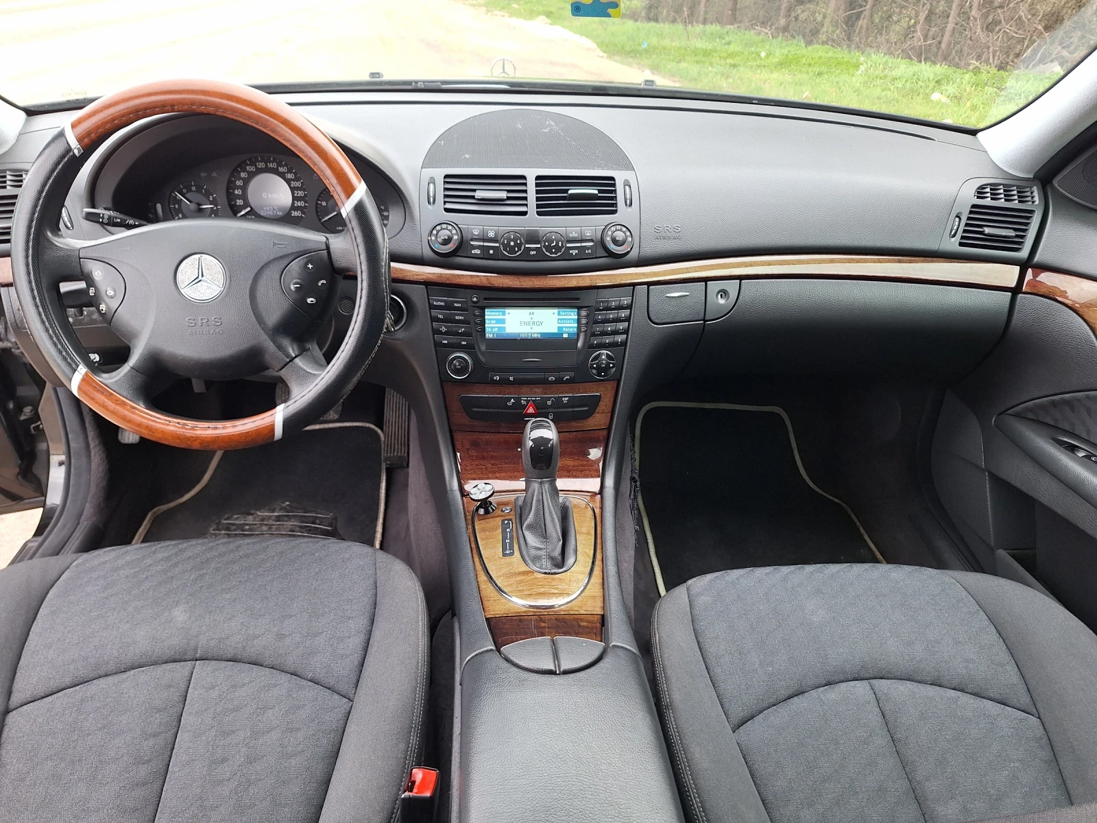 Mercedes-Benz E 220 W211 , снимка 8 - Автомобили и джипове - 53928554