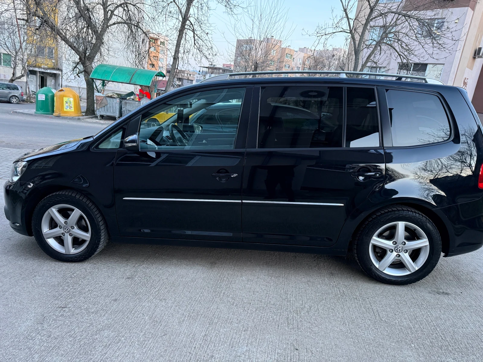 VW Touran, снимка 2 - Автомобили и джипове - 53980518