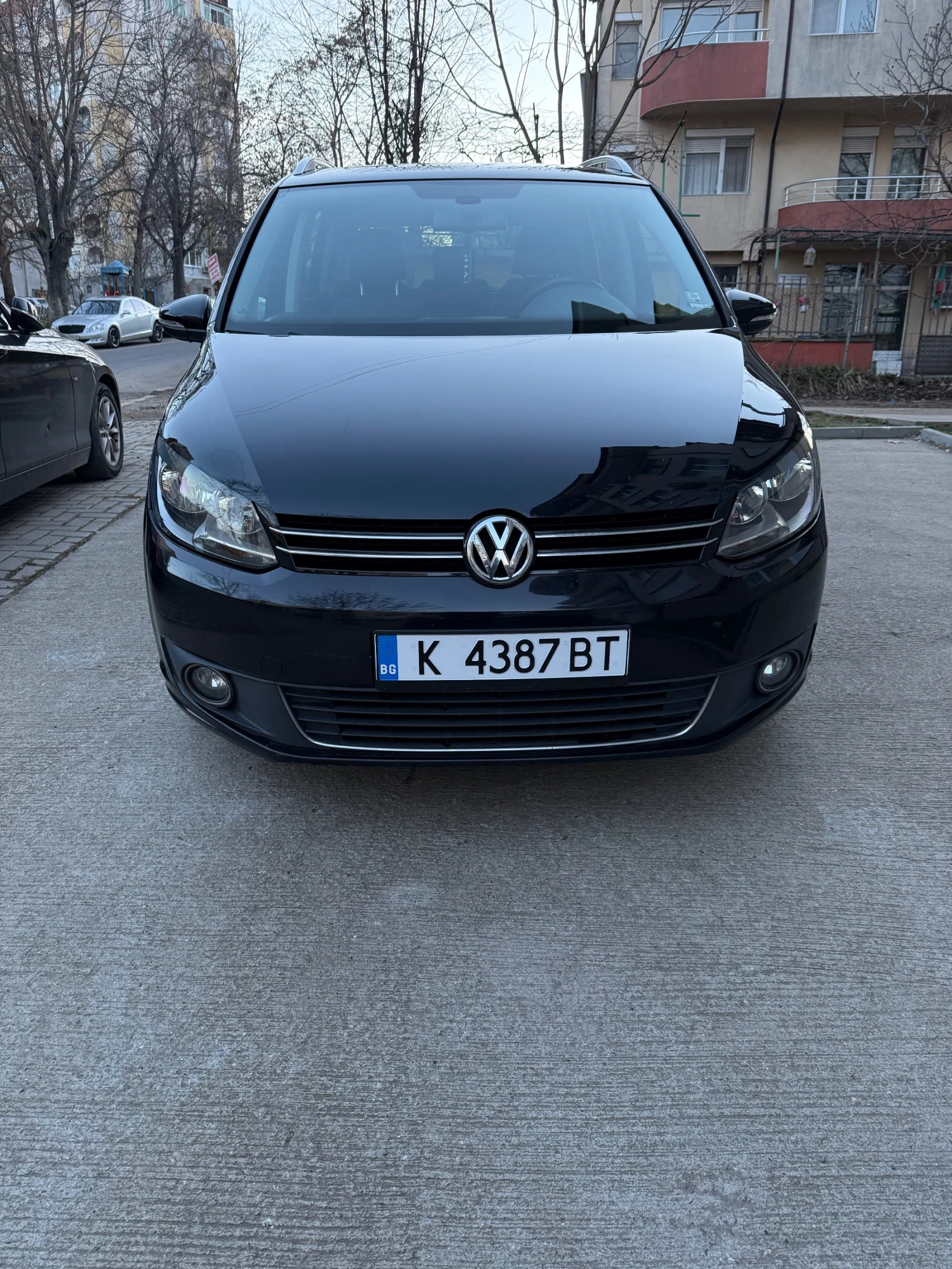 VW Touran, снимка 5 - Автомобили и джипове - 53980518
