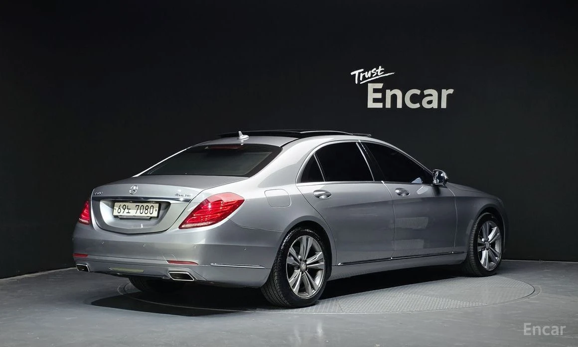 Mercedes-Benz S 500, снимка 2 - Автомобили и джипове - 54207636