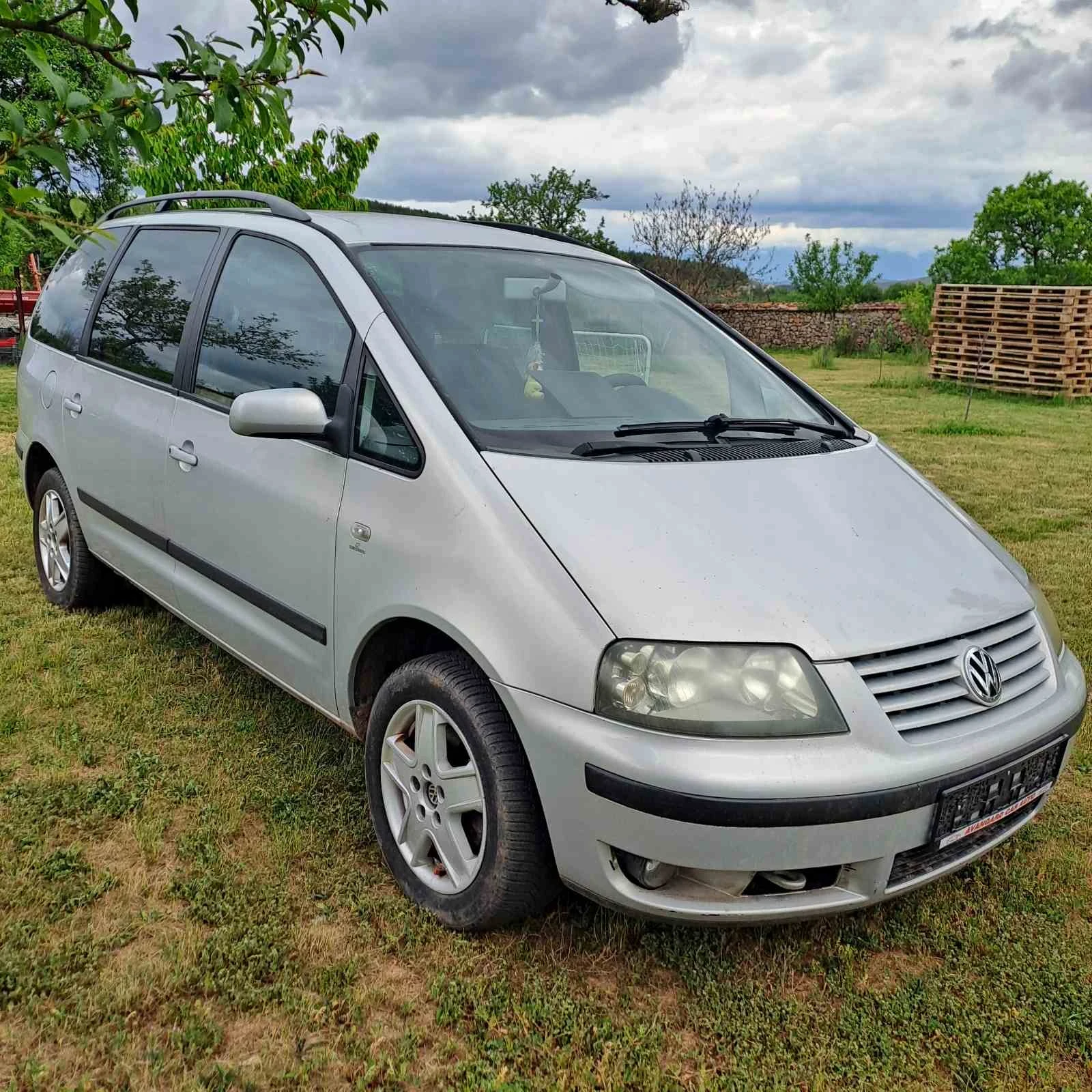VW Sharan