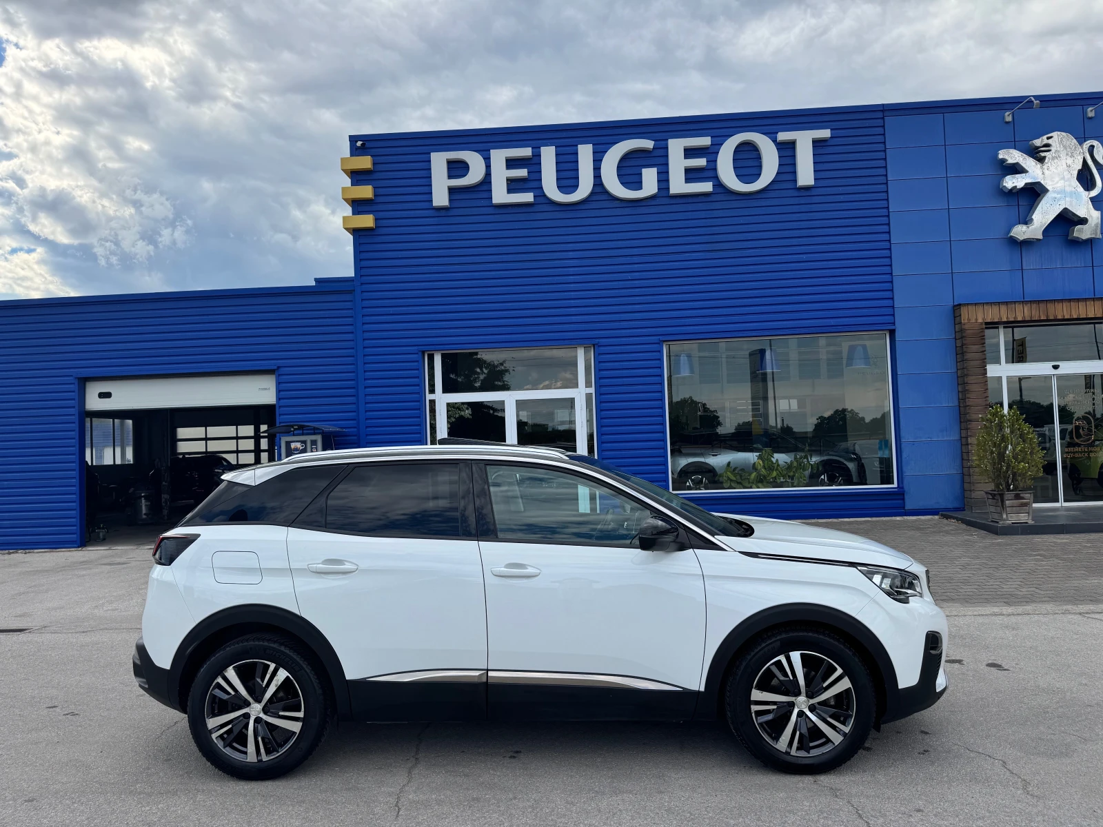 Peugeot 3008 1.6 HDI 120kc Allure PANORAMA, снимка 6 - Автомобили и джипове - 55265841