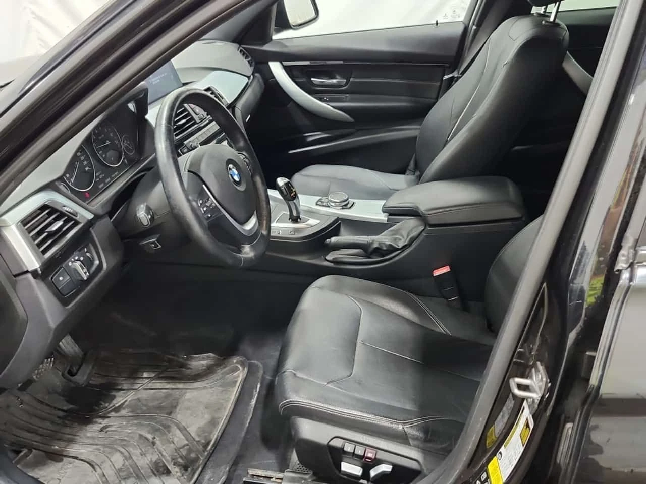 BMW 328 * 328I XDRIVE * CARFAX * , снимка 9 - Автомобили и джипове - 55429300