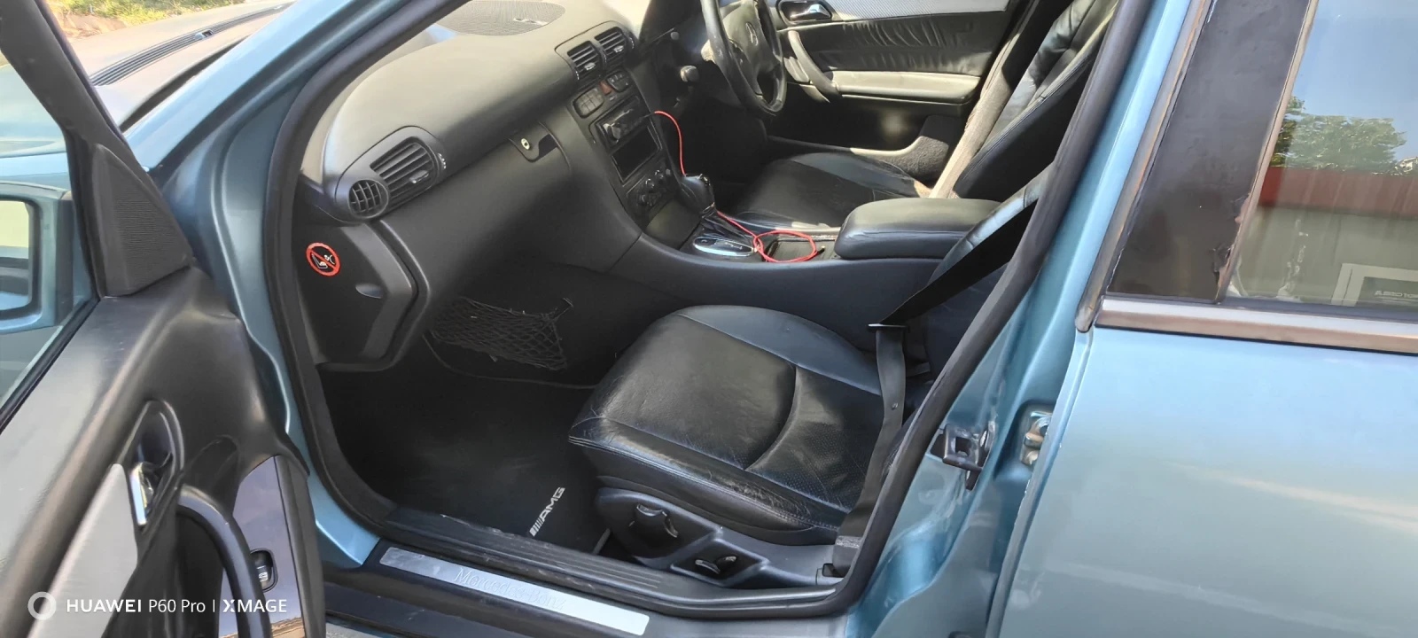 Mercedes-Benz C 200, снимка 5 - Автомобили и джипове - 55496524