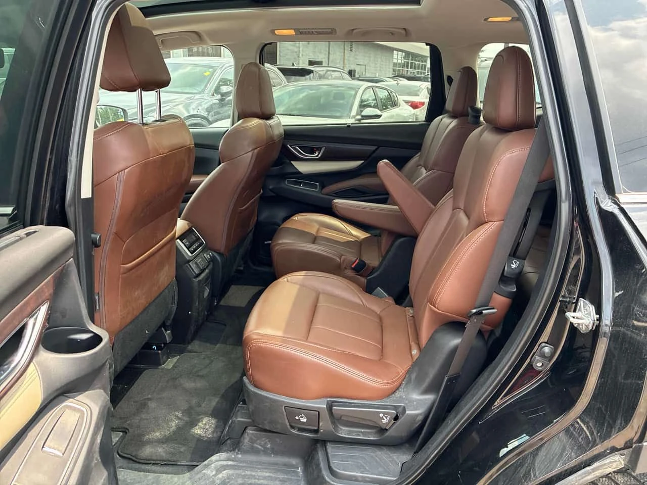 Subaru Ascent * Premier 7 Passenger w/Brown Leather * CARFAX * О, снимка 13 - Автомобили и джипове - 55628855