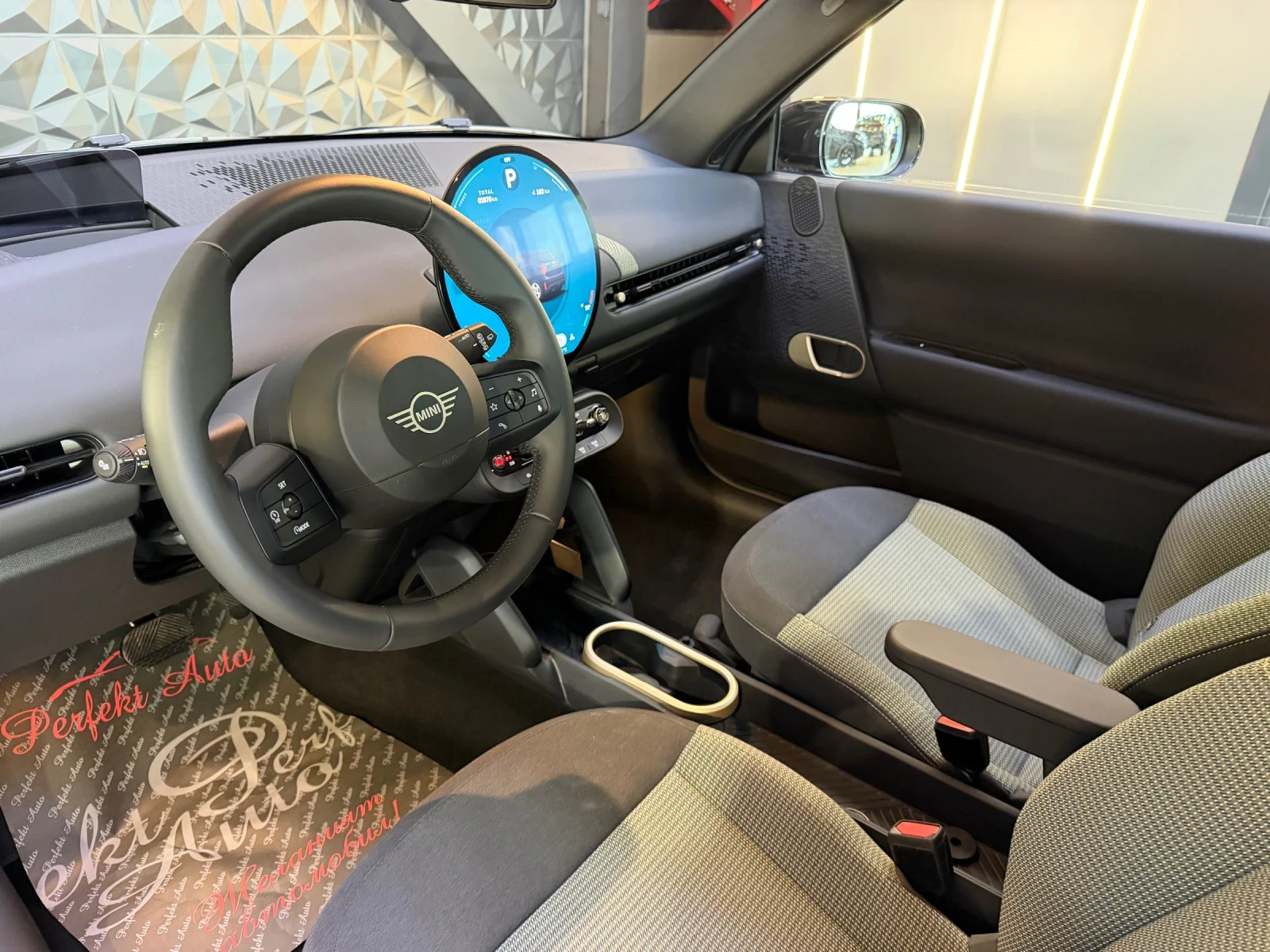 Mini Cooper E CLASSIS * КАМЕРА * , снимка 7 - Автомобили и джипове - 56251043