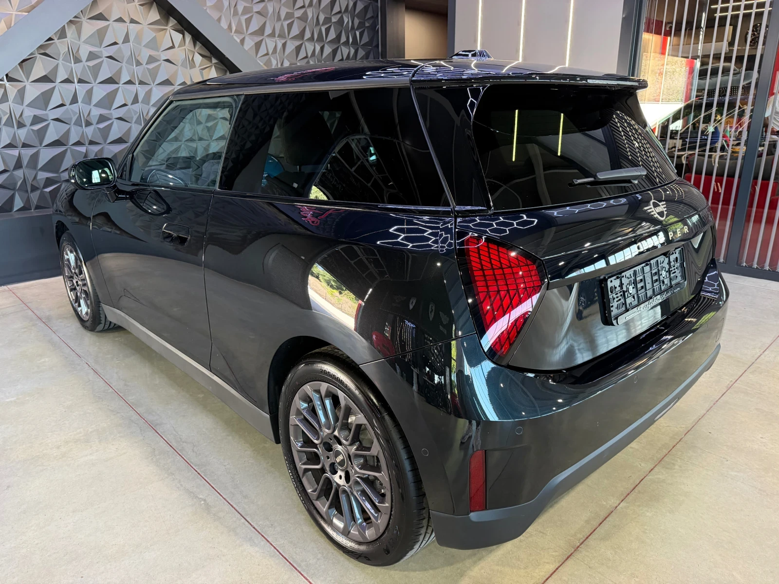 Mini Cooper E CLASSIS * КАМЕРА * , снимка 3 - Автомобили и джипове - 56251043