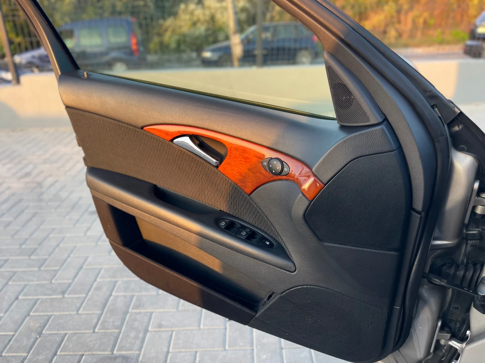 Mercedes-Benz E 220 | Mobile.bg � ����������� 17