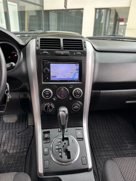 Suzuki Vitara 2.4 GAZ/BENZ?N NAVI/KAMERA/КЛИМАТРОНИК, снимка 13