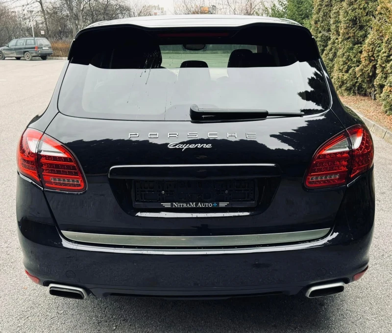 Porsche Cayenne 3.0d, снимка 11 - Автомобили и джипове - 49006358