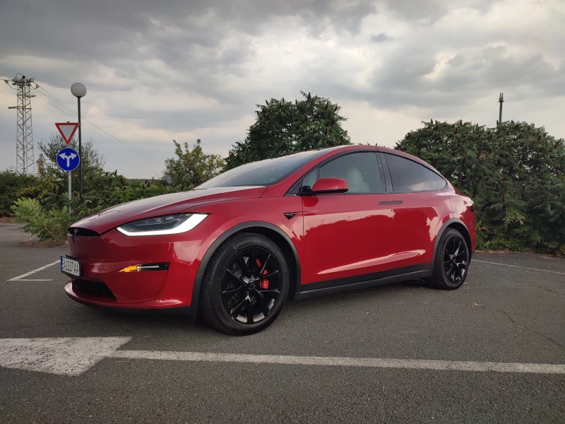 Tesla Model X PLAID