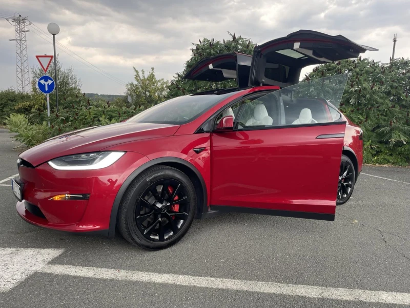 Tesla Model X PLAID, снимка 12 - Автомобили и джипове - 51334045