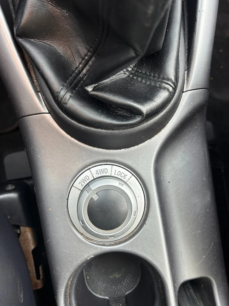 Peugeot 4007 2.2HDI 4WD NAVI/KOJA 6+ 1 EURO 4, снимка 15 - Автомобили и джипове - 52839232