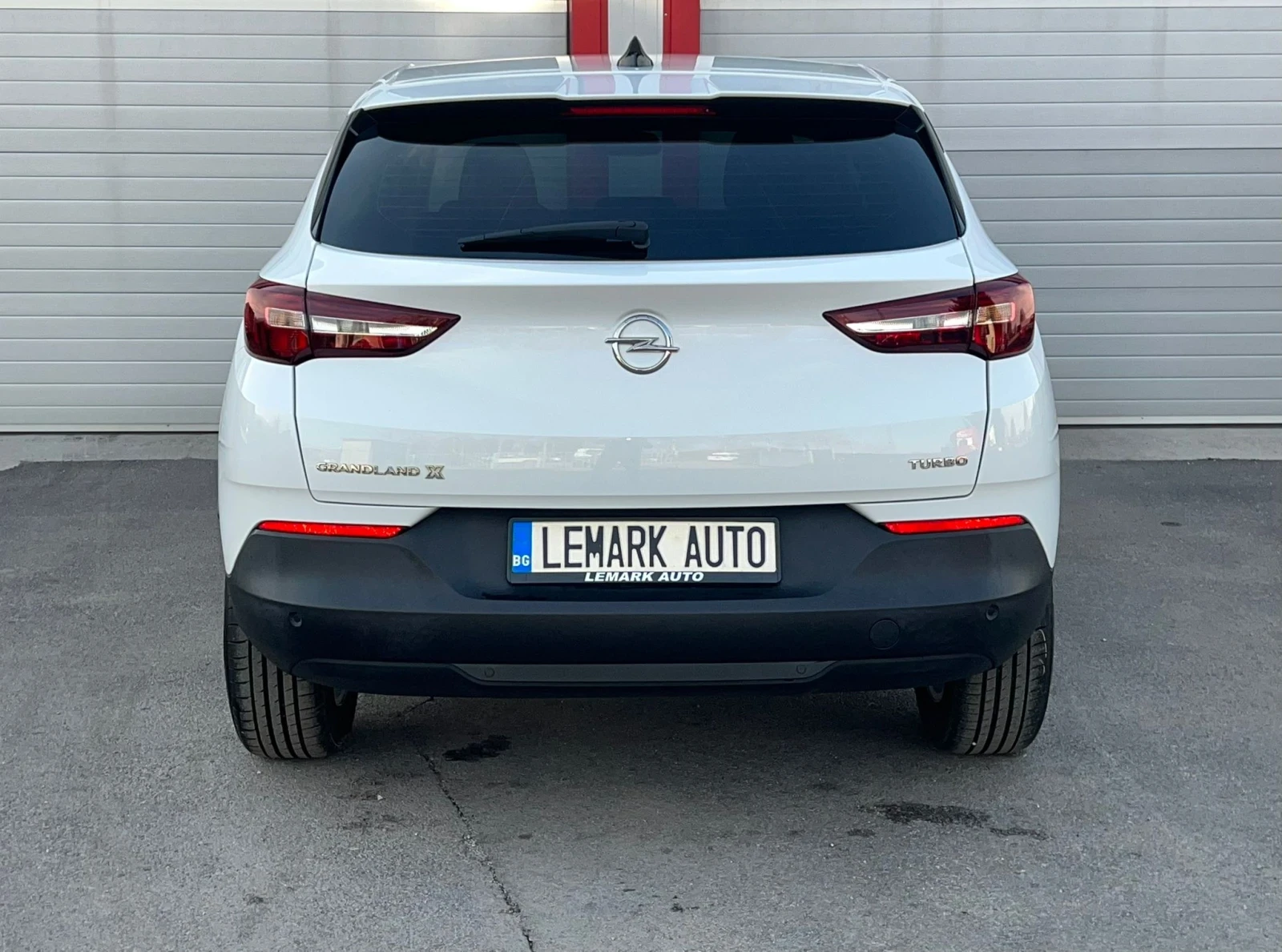 Opel Grandland X 1.2I TURBO ULTIMATE AUTOMATIK NAVI EVRO 6B ЛИЗИНГ - изображение 10