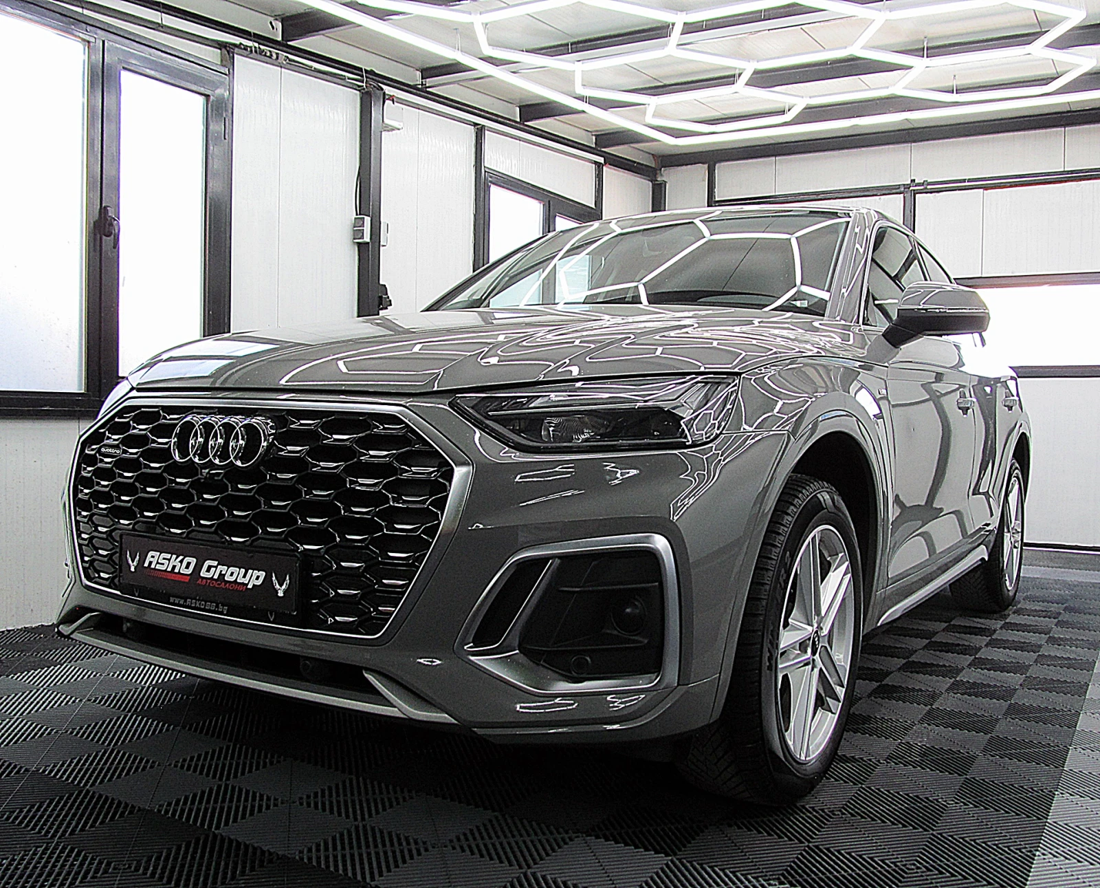 Audi Q5 S-line /SPORTBACK/PANORAMA/MATRIX/DISTRONIC/ЛИЗИНГ - изображение 2