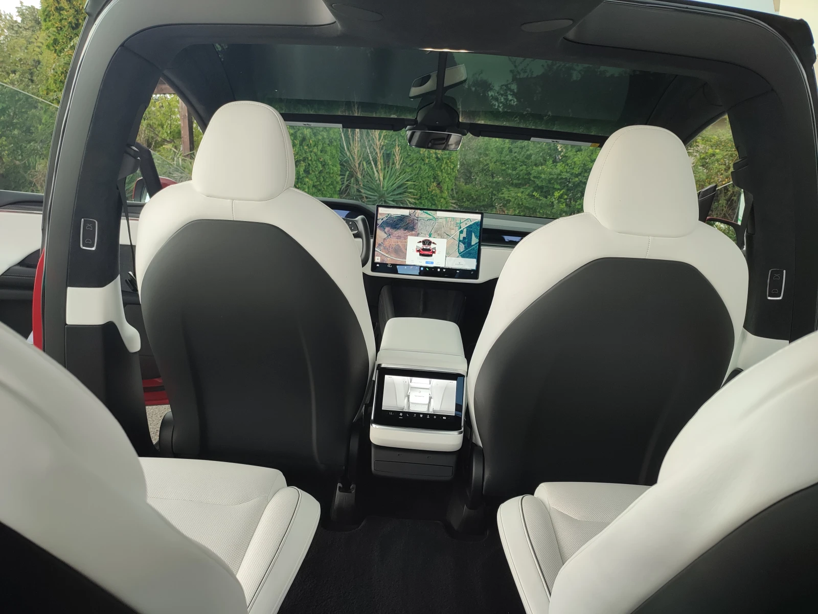 Tesla Model X PLAID - изображение 4