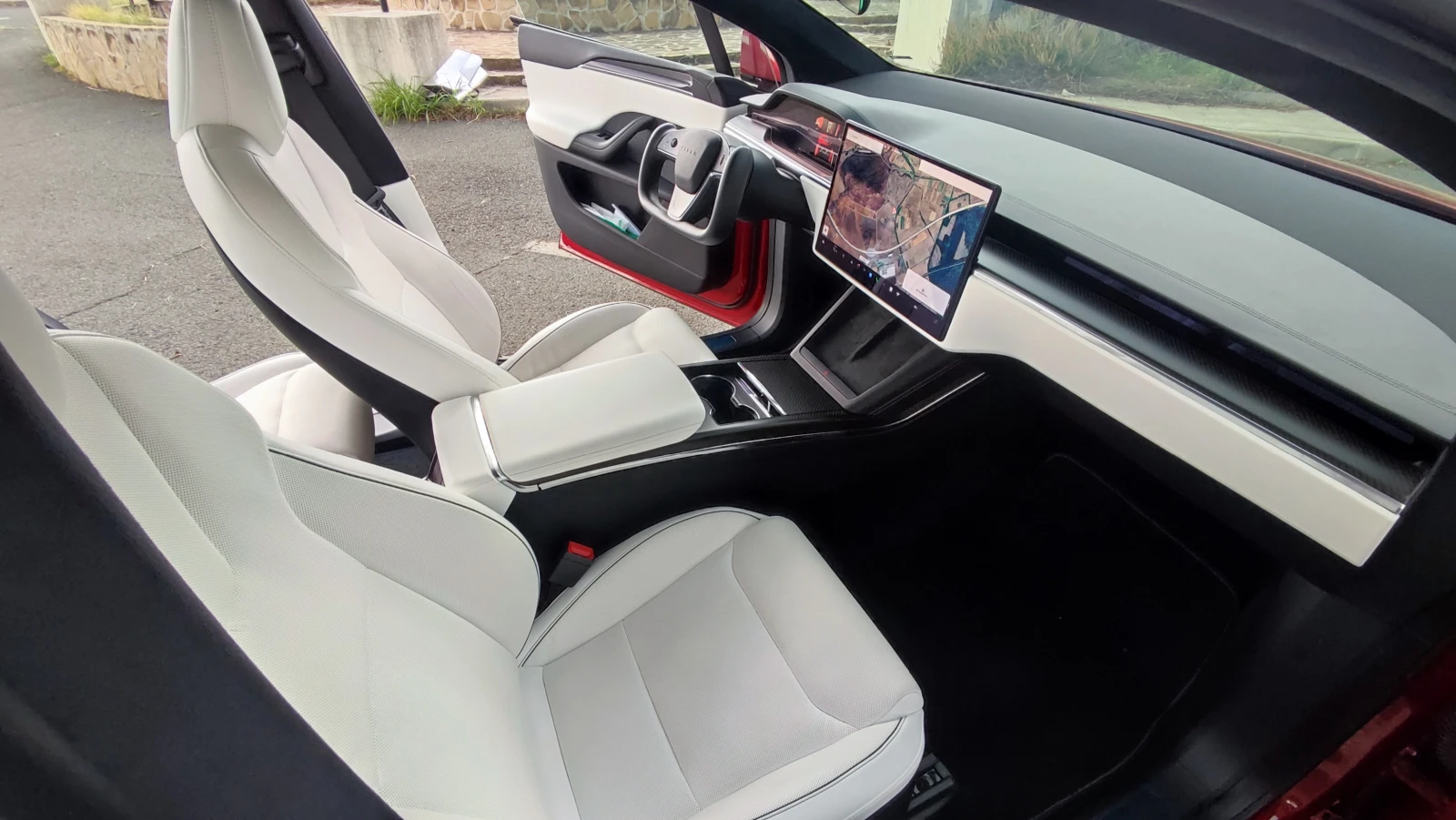 Tesla Model X PLAID - изображение 7