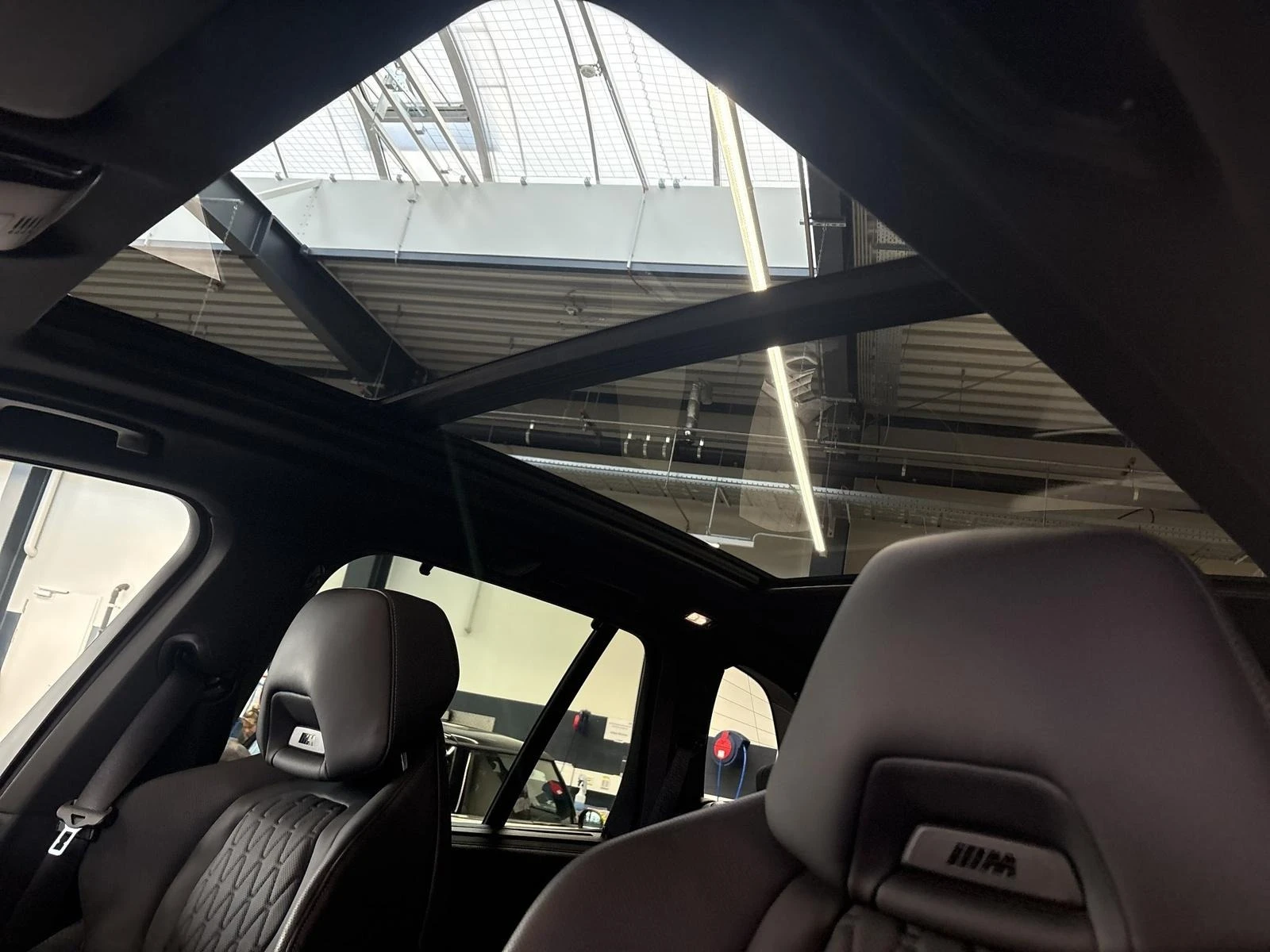 BMW X5 40i/xDrive/M-SPORT/M-SEATS/H&K/PANO/HEAD UP/ - изображение 8
