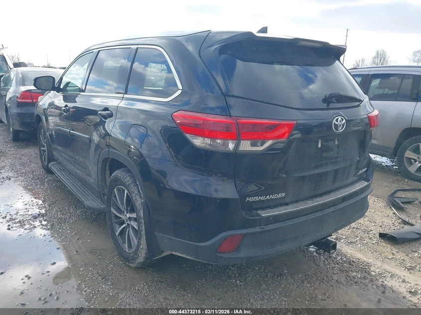 Toyota Highlander 3.5l Xle, снимка 3 - Автомобили и джипове - 53817175