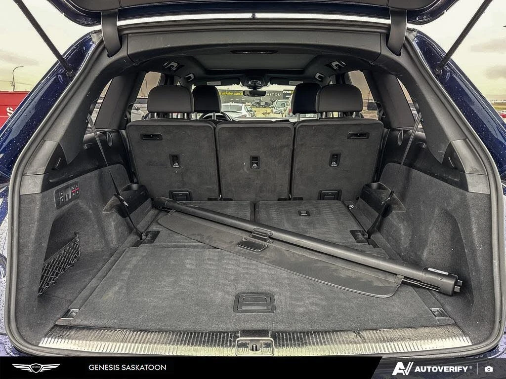 Audi Q7 * TECHNIK* * HeadUp* AвтоКредит* (ЦЕНА ДО БГ), снимка 17 - Автомобили и джипове - 53859265