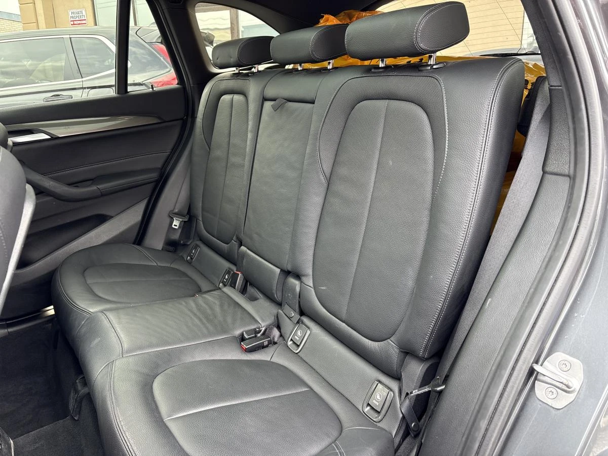 BMW X1 xDrive28i AWD* АвтоКредит* (Цена до БГ) , снимка 13 - Автомобили и джипове - 54154737